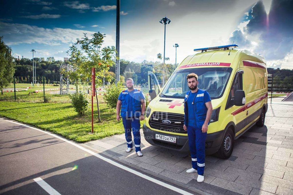 Когда производится вызов скорой медицинской помощи: симптомы и случаи для экстренного вызова СМП