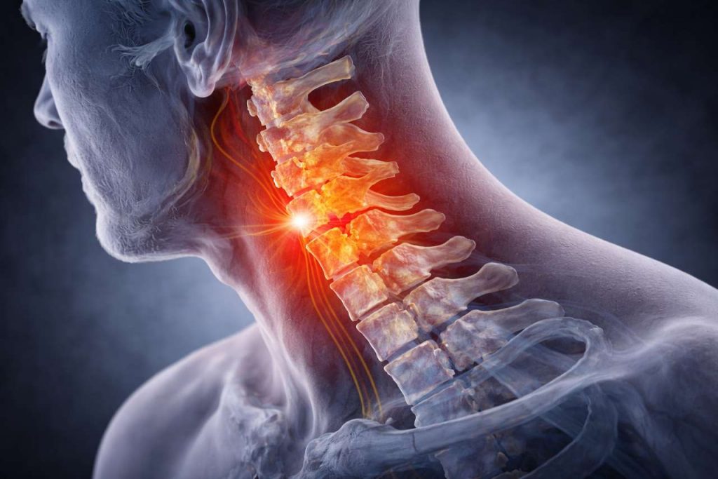 Первая помощь при травме позвоночника