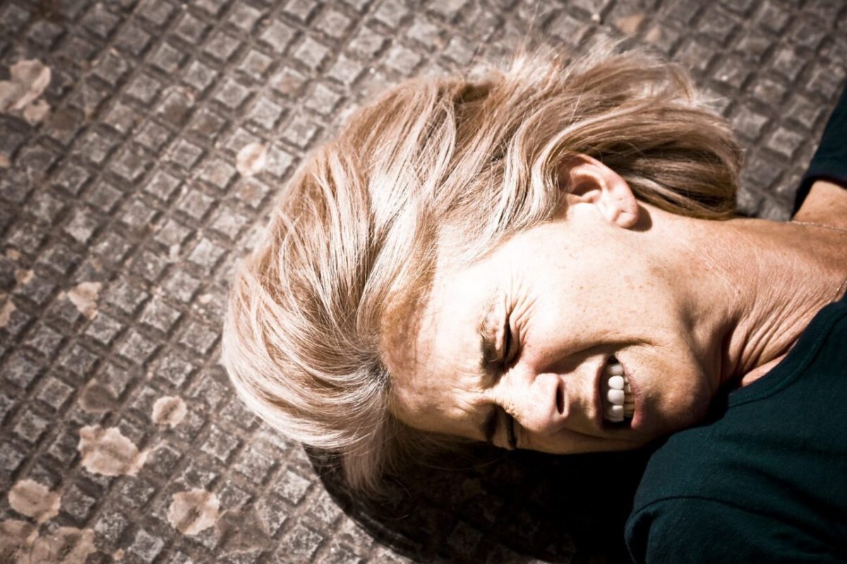 skoraya-pomoshch-pri-sudorogah